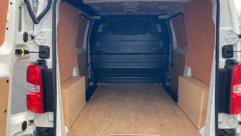 Vauxhall Vivaro L1 Diesel 1.5 Turbo D 120 Prime H1 Van